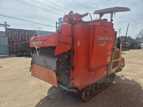 Daedong Combine Harvester DSM65 (4Rows) 앞좌측면