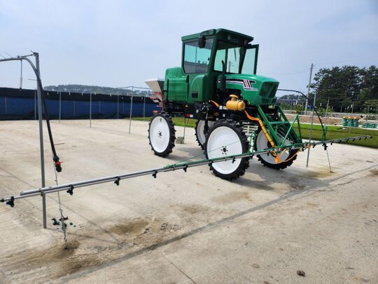  붐스프레이  붐스프레이   앞좌측면