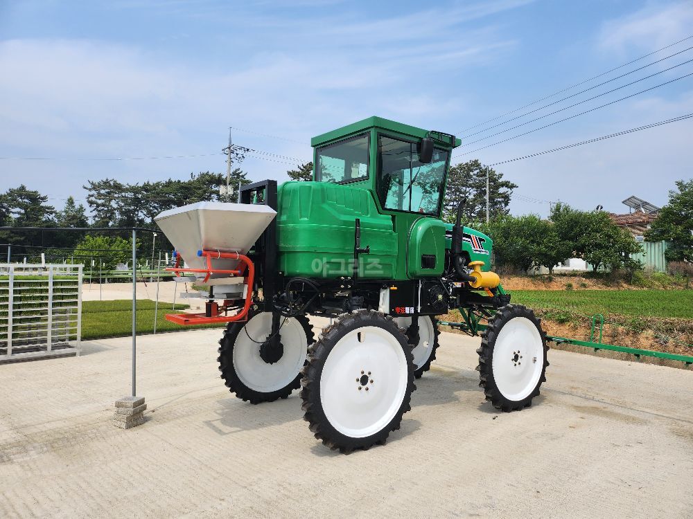  붐스프레이  붐스프레이   뒤우측면