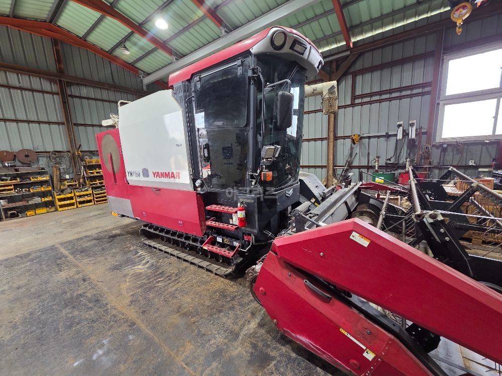 Yanmar Combine Harvester YH1150 (보통형) 뒤우측면