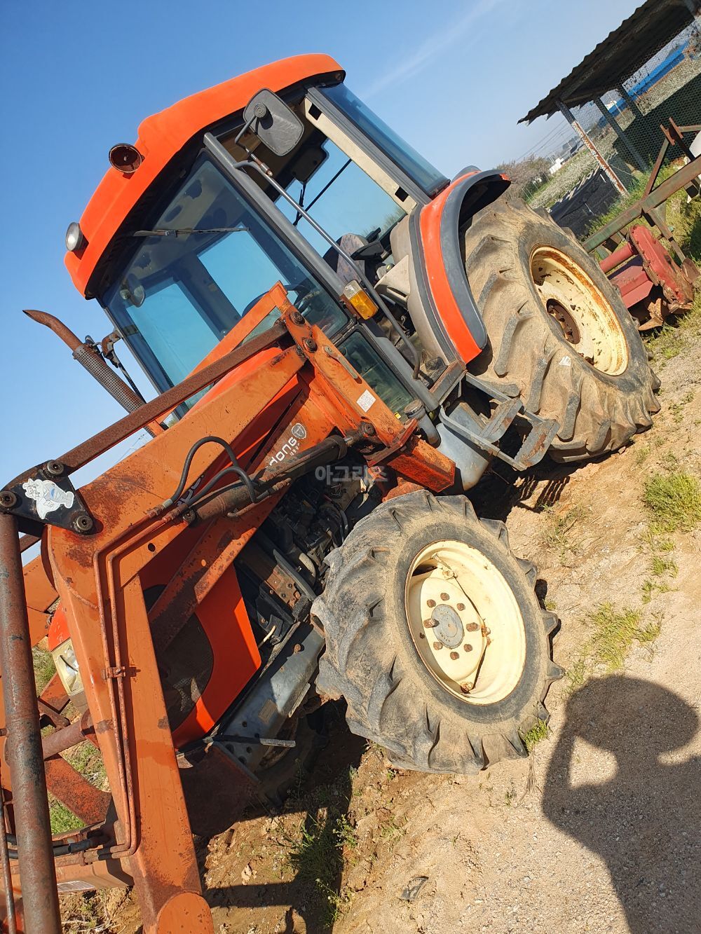 대동 트랙터 D651 (65마력) 뒤우측면