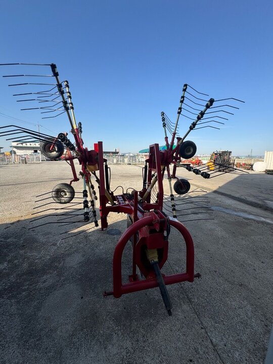  Rake SRF6000  앞좌측면