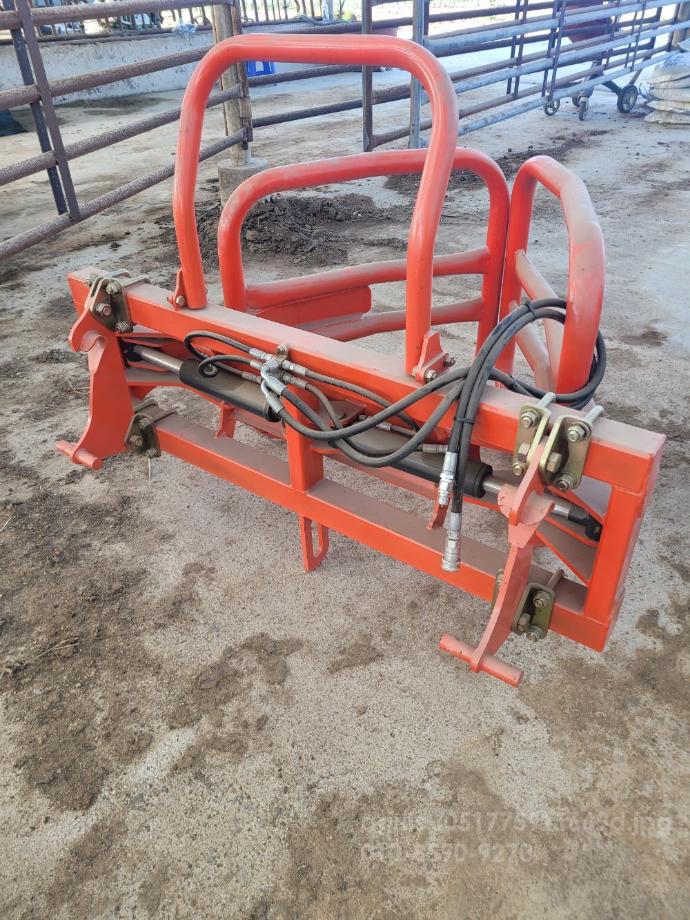  Bale Gripper 베일집게  뒤우측면