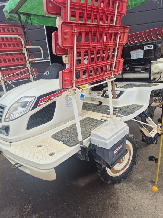 국제 이앙기 RGO-60SDY (6조식) 앞좌측면