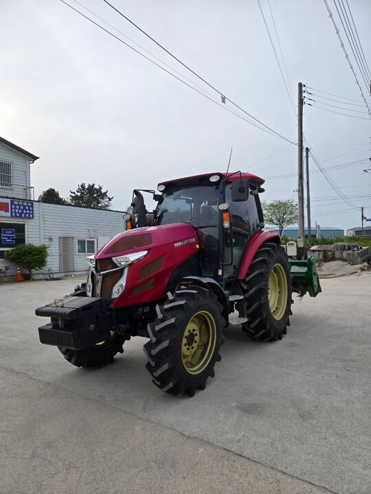 Yanmar Tractor YT490 (90hp) 앞좌측면