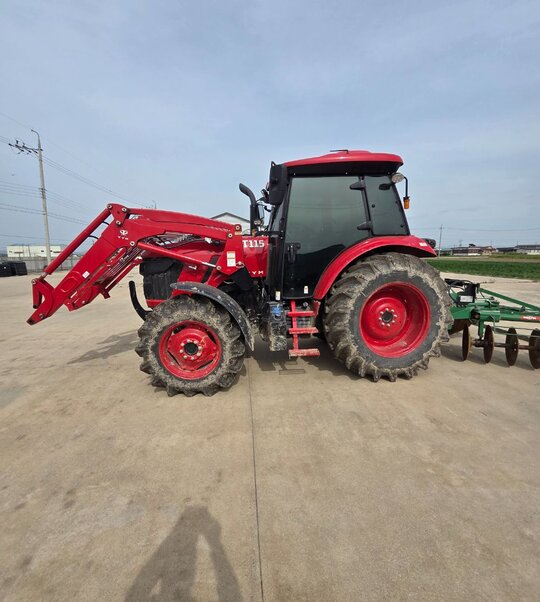 TYM Tractor T115 (115hp) 앞좌측면