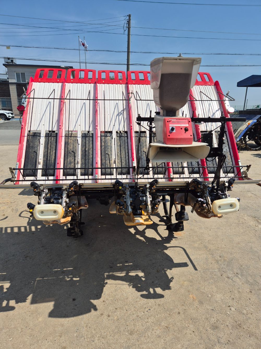 얀마 이앙기 VP60DX (6조식) 뒤우측면