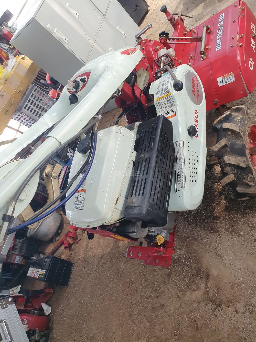 Shibaura Cultivator AMC-900SM (6.5hp) 뒤우측면