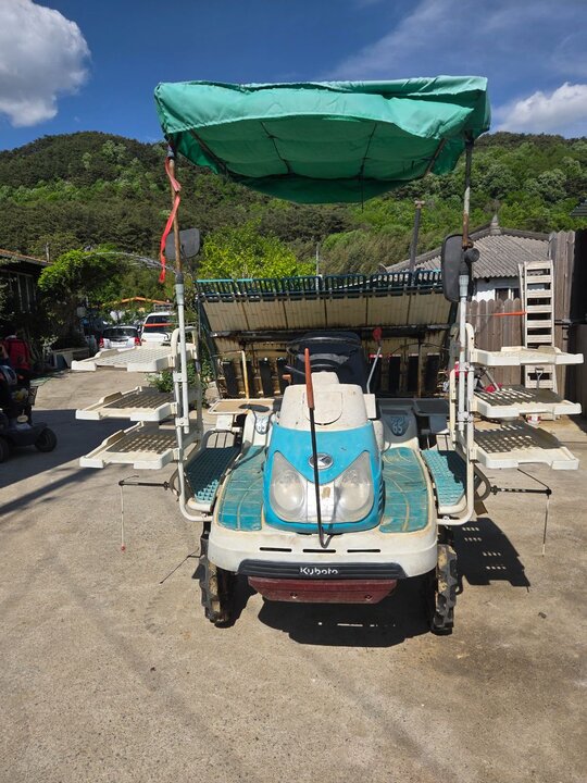 Kubota Rice transplanter SPU65F (6Rows) 앞좌측면