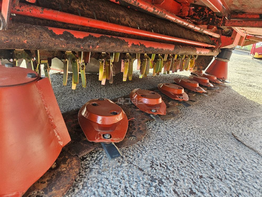  Mower Conditioner FC313F  뒤우측면