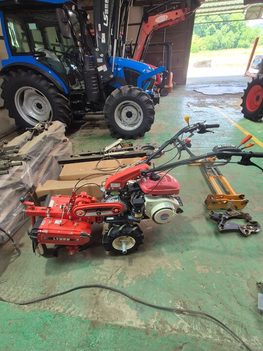 LS Cultivator MM75BA (6hp) 앞좌측면