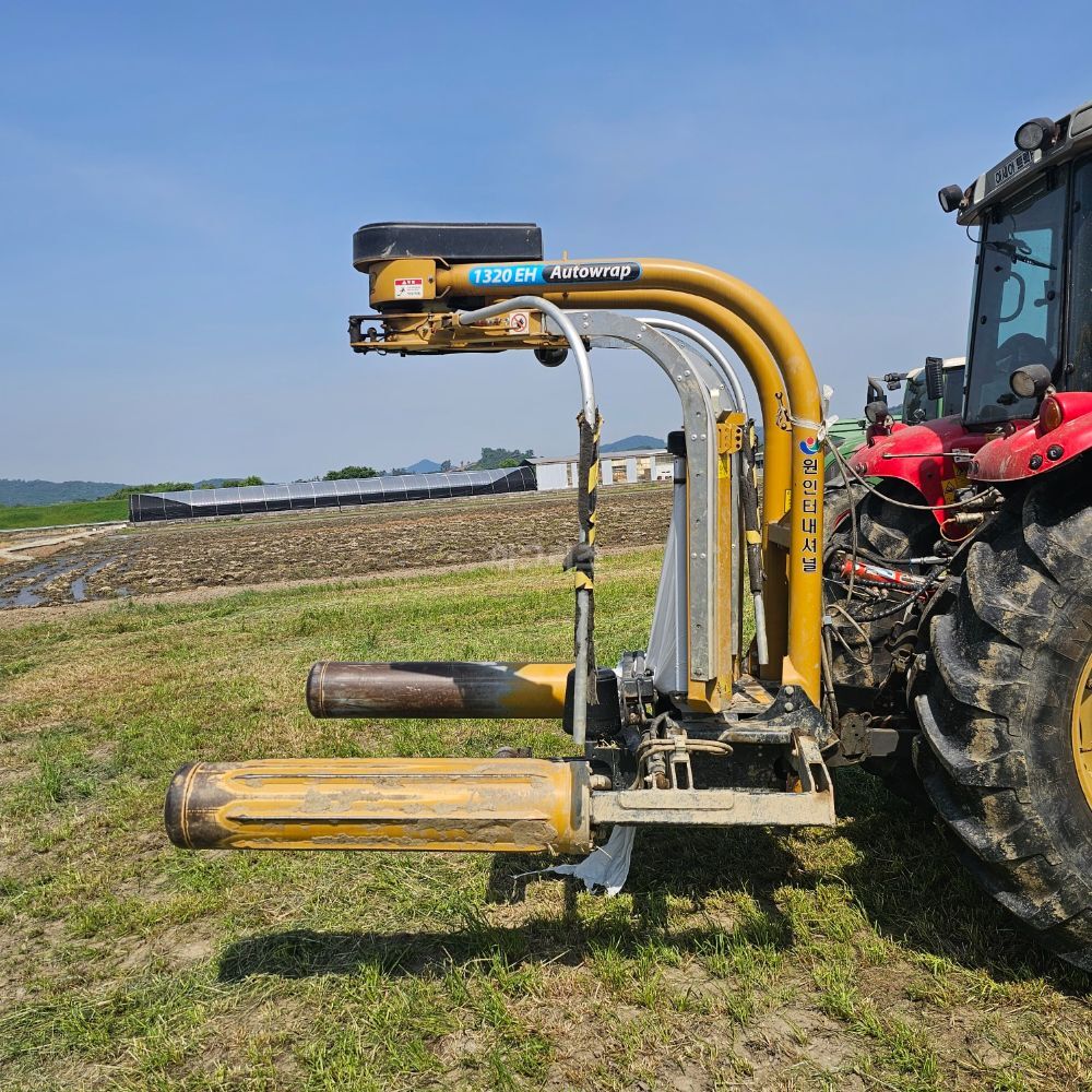  Bale Wrapper 1320  뒤우측면