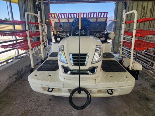 Kukje Rice transplanter RGO-60SDY (6Rows) 앞좌측면
