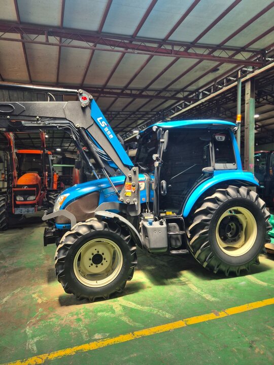 LS Tractor XP7086 (86hp) 앞좌측면