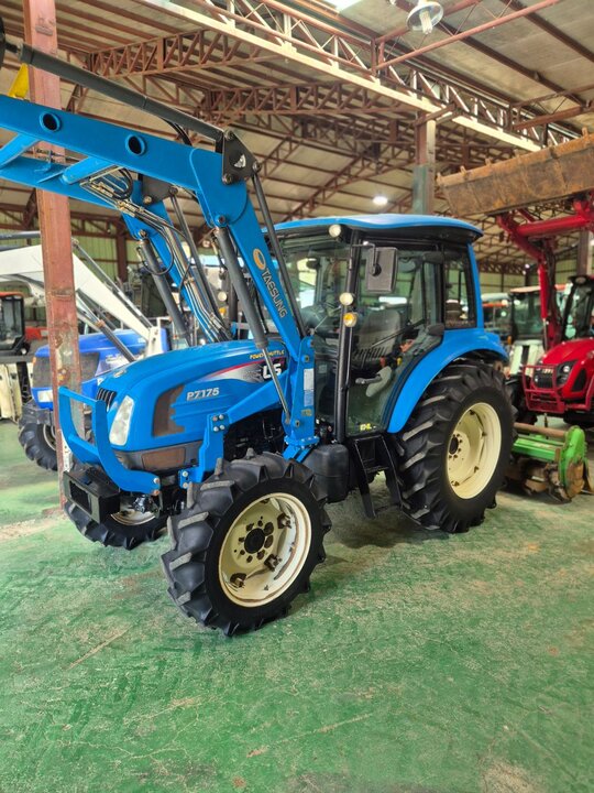 LS 트랙터 P7175 (80마력) 앞좌측면