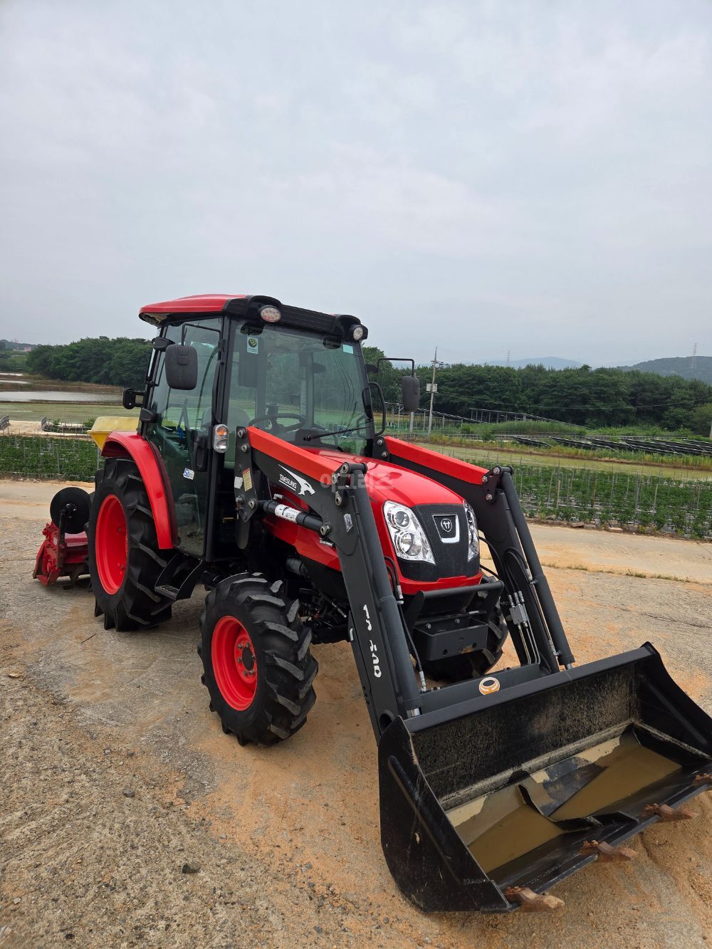 대동 트랙터 NX450 (45마력) 뒤우측면