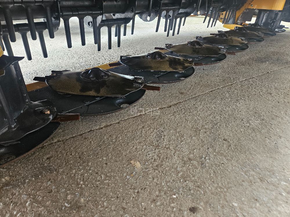  Mower Conditioner 3200F  뒤우측면