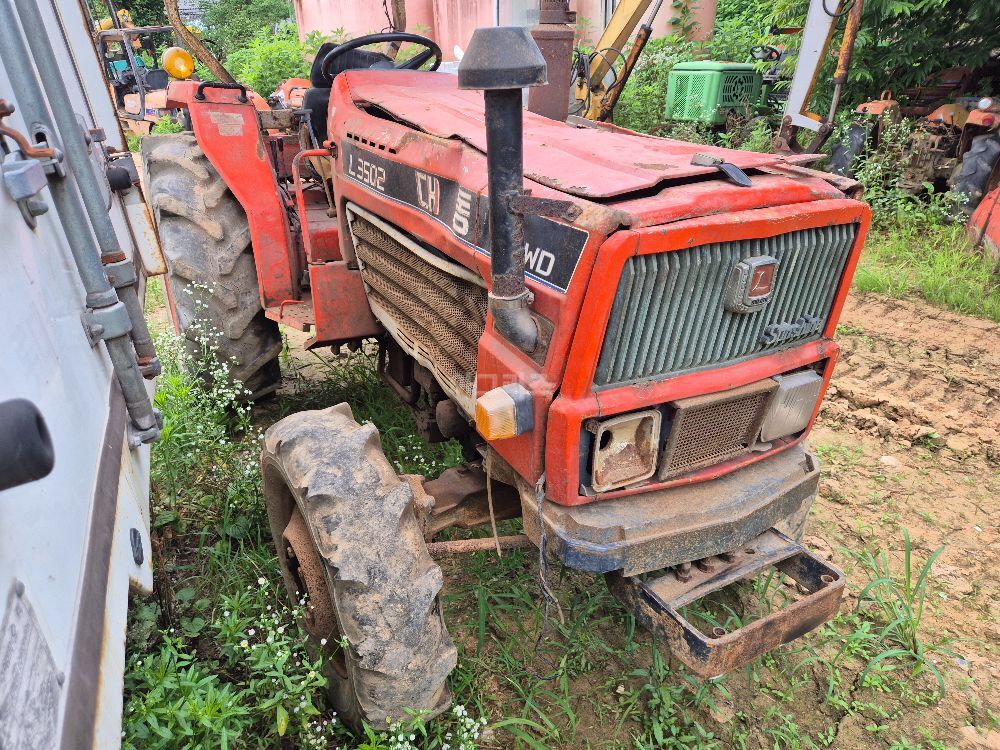 대동 트랙터 L3502 (35마력) 뒤우측면