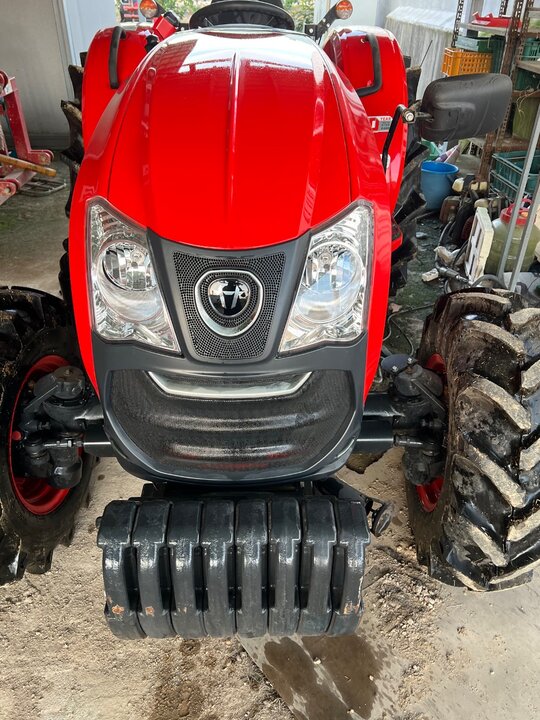 Daedong Tractor DK550 (55hp) 앞좌측면