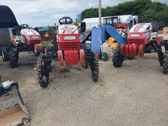Shibaura Cultivator CFM-1200 (20hp) 앞좌측면