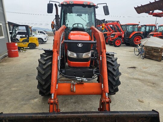 Kubota Tractor MZ957 (100hp) 앞좌측면