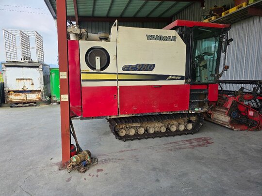 Yanmar Combine Harvester GC980 (보통형) 앞좌측면