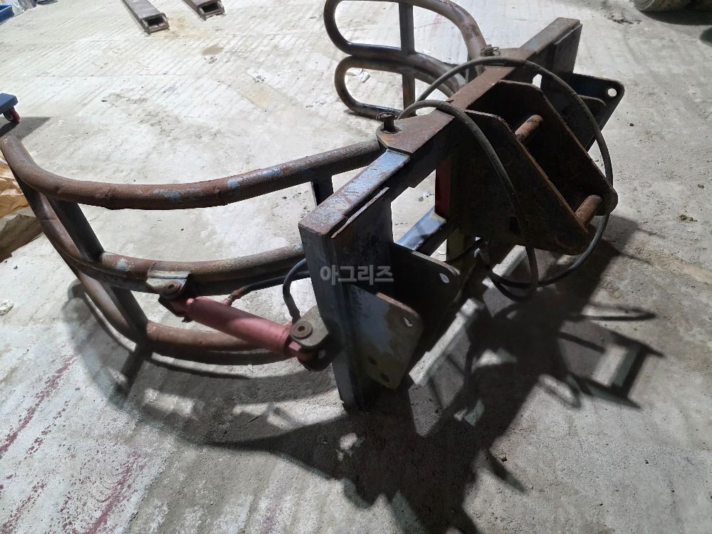  Bale Gripper 02베일  뒤우측면