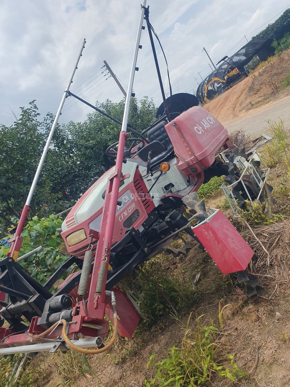 아세아 관리기 CFM-1200 (20마력) 뒤우측면