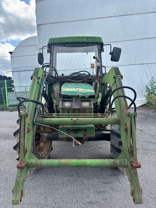 Kukje Tractor 5400 (68hp) 앞좌측면