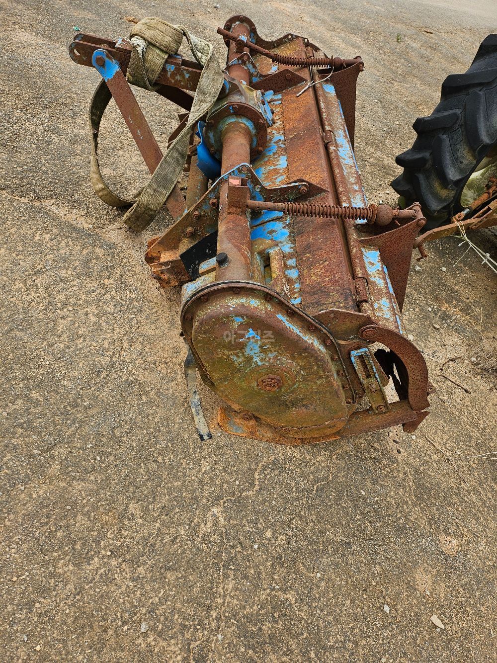 TYM Rotavator 동양 (경폭160cm) 뒤우측면