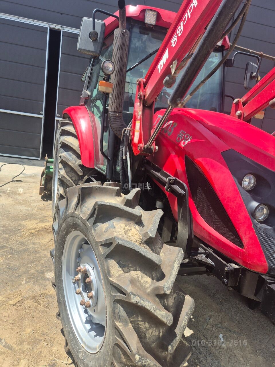 TYM Tractor TX1003 (102hp) 뒤우측면