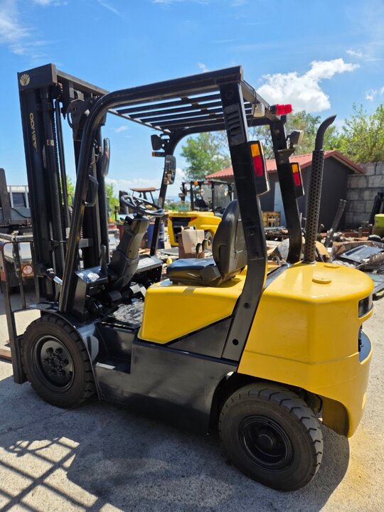 Doosan Forklift D25-3 (2.5톤) 앞좌측면