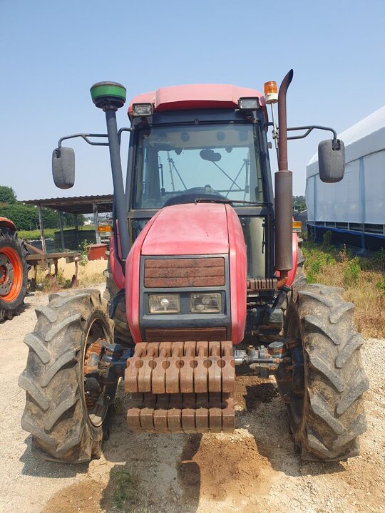 TYM 트랙터 T720 (72마력) 앞좌측면