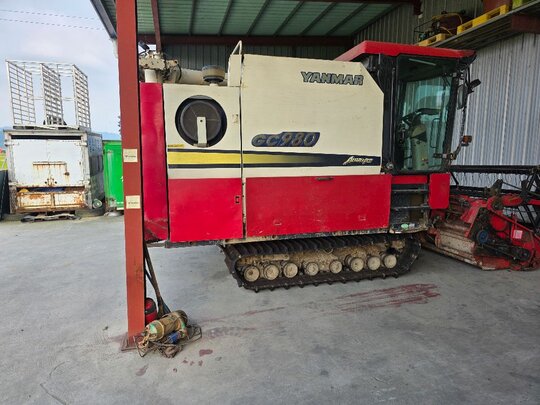 Yanmar Combine Harvester GC980 (보통형) 앞좌측면