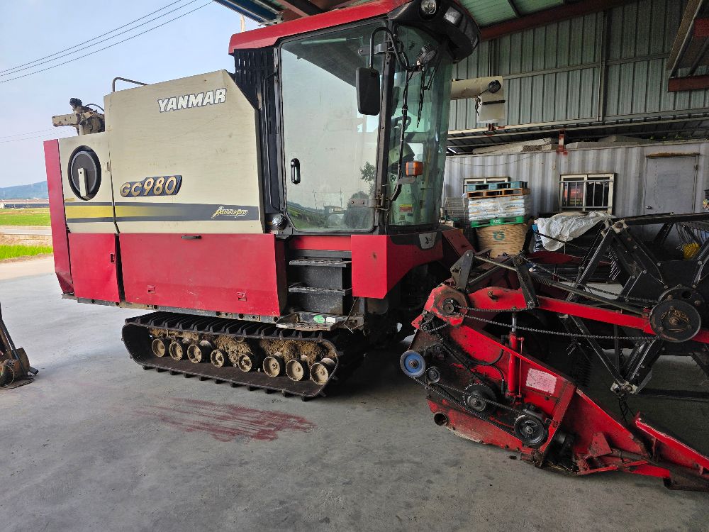 Yanmar Combine Harvester GC980 (보통형) 뒤우측면