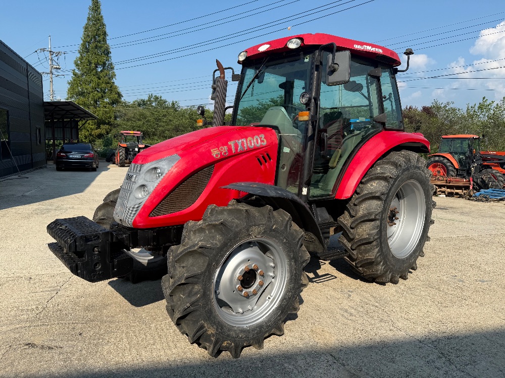 TYM 트랙터 TX1003 (102마력) 뒤우측면