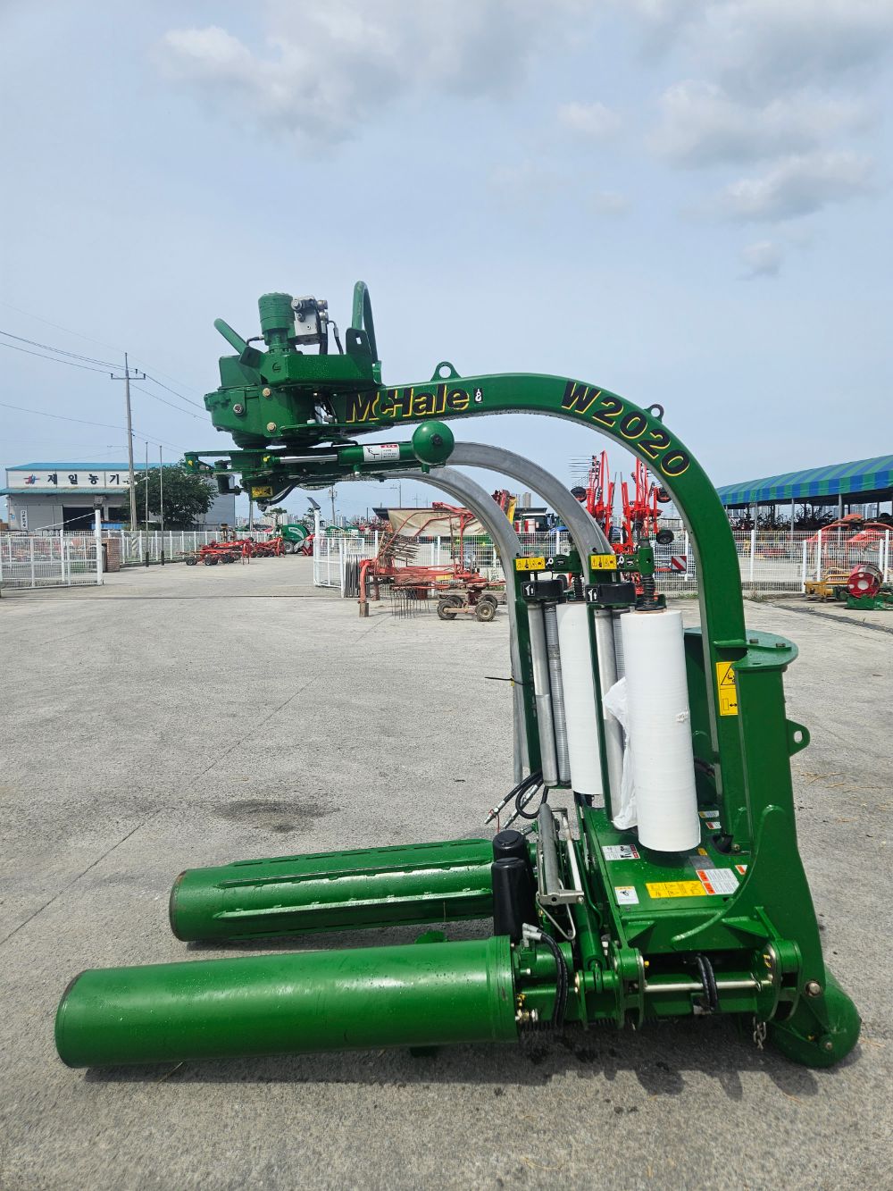  Bale Wrapper W2020  뒤우측면