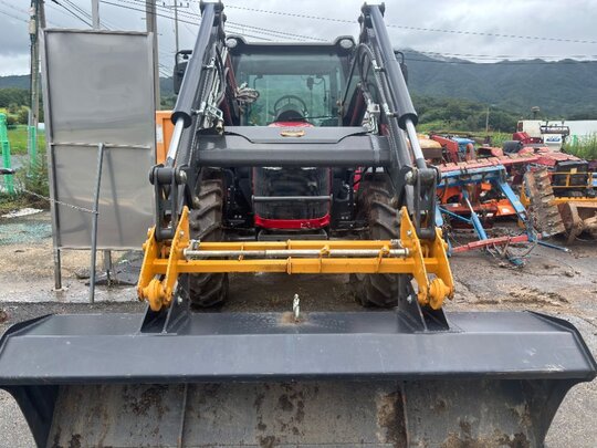아세아 트랙터 MF4708 (85마력) 앞좌측면