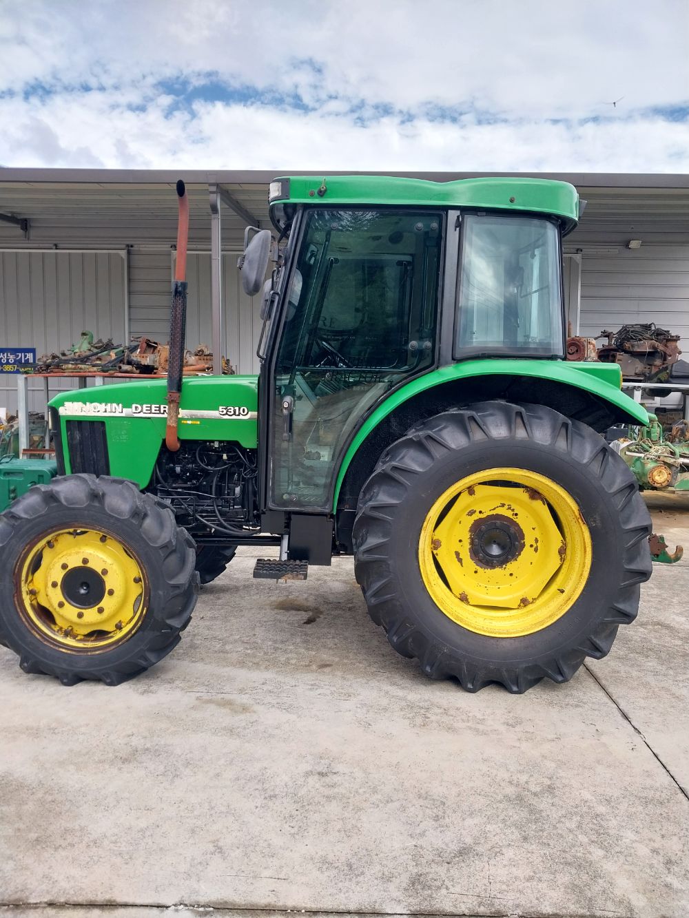 JohnDeere Tractor 5310 (63hp) 뒤우측면