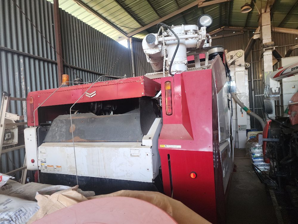 Yanmar Combine Harvester YH470 (4Rows) 뒤우측면