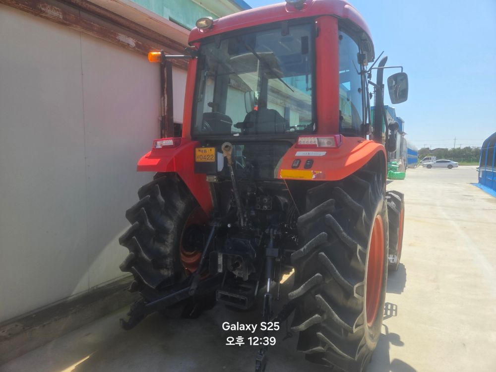 대동 트랙터 PX800 (80마력) 뒤우측면