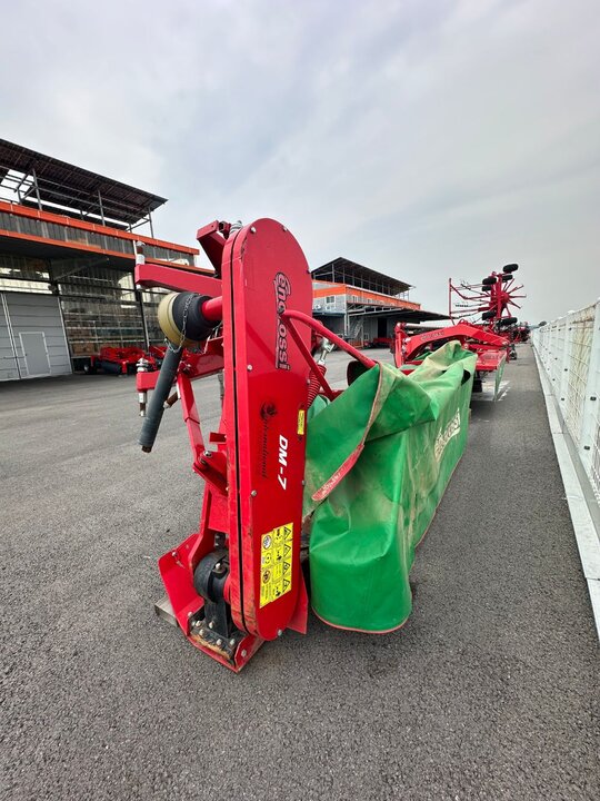 ENOROSSI 측방 모우어 DM7 앞좌측면