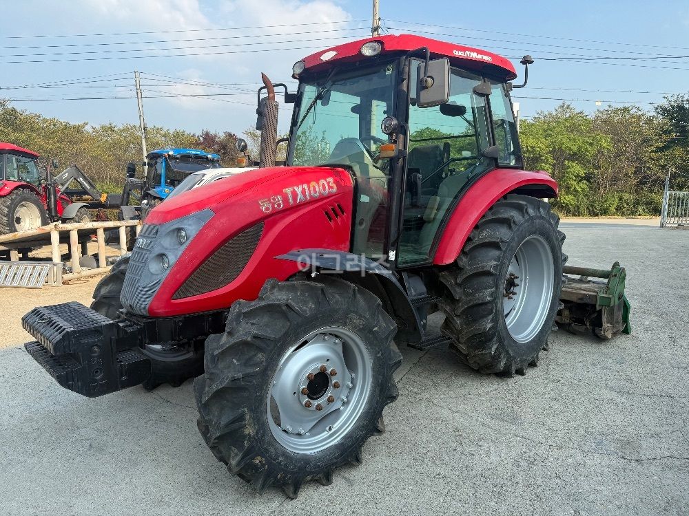 TYM 트랙터 TX1003 (102마력) 뒤우측면