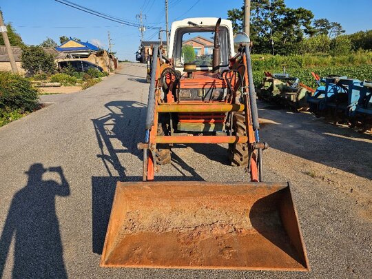 대동 트랙터 D4351 (43마력) 앞좌측면