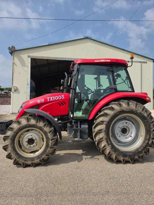 TYM Tractor TX1003 (102hp) 앞좌측면