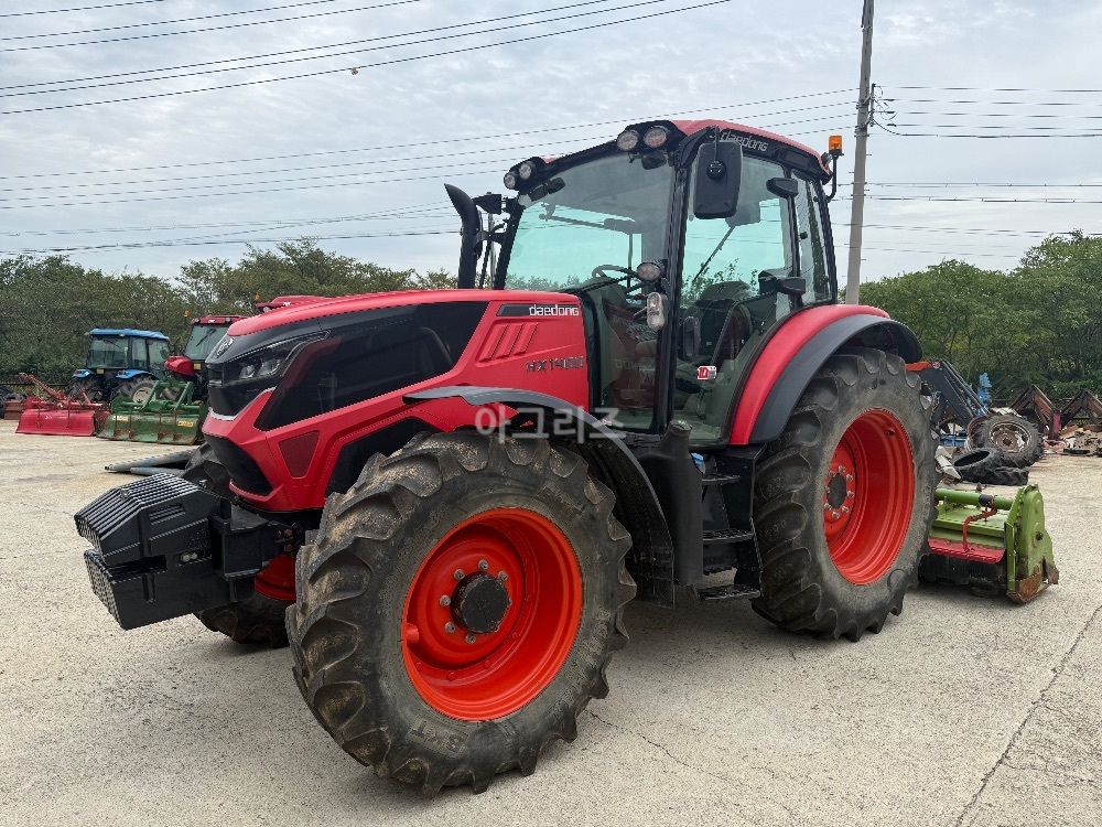 Daedong Tractor HX1400 (142hp) 뒤우측면