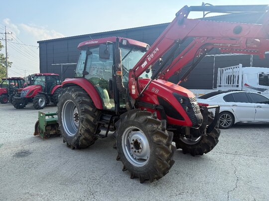TYM Tractor TX1003 (102hp) 앞좌측면