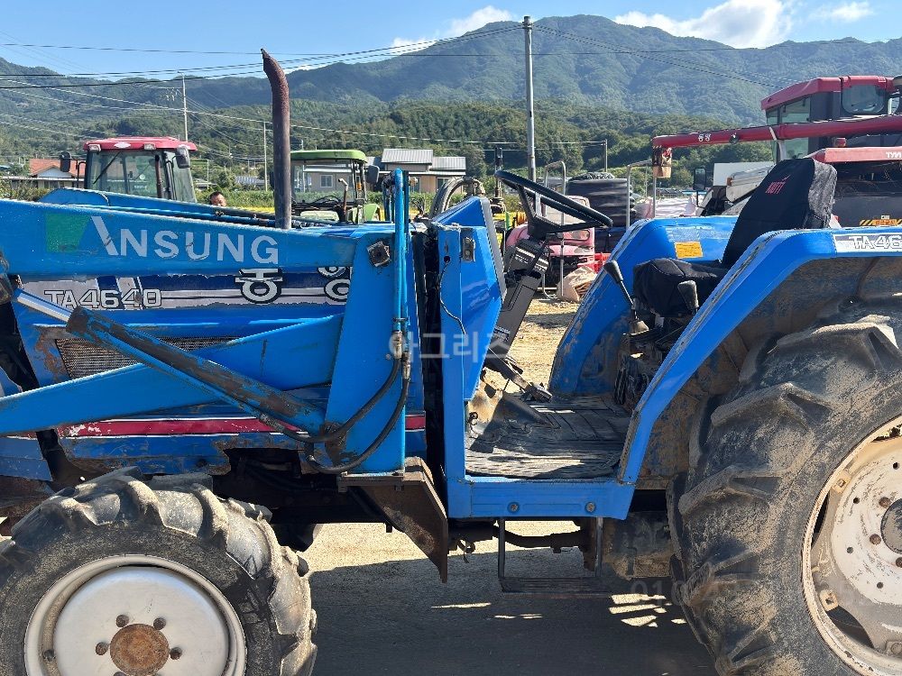 TYM 트랙터 TA4640 (46마력) 뒤우측면