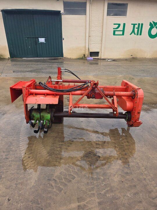  논두렁조성기 SWL-430T  앞좌측면