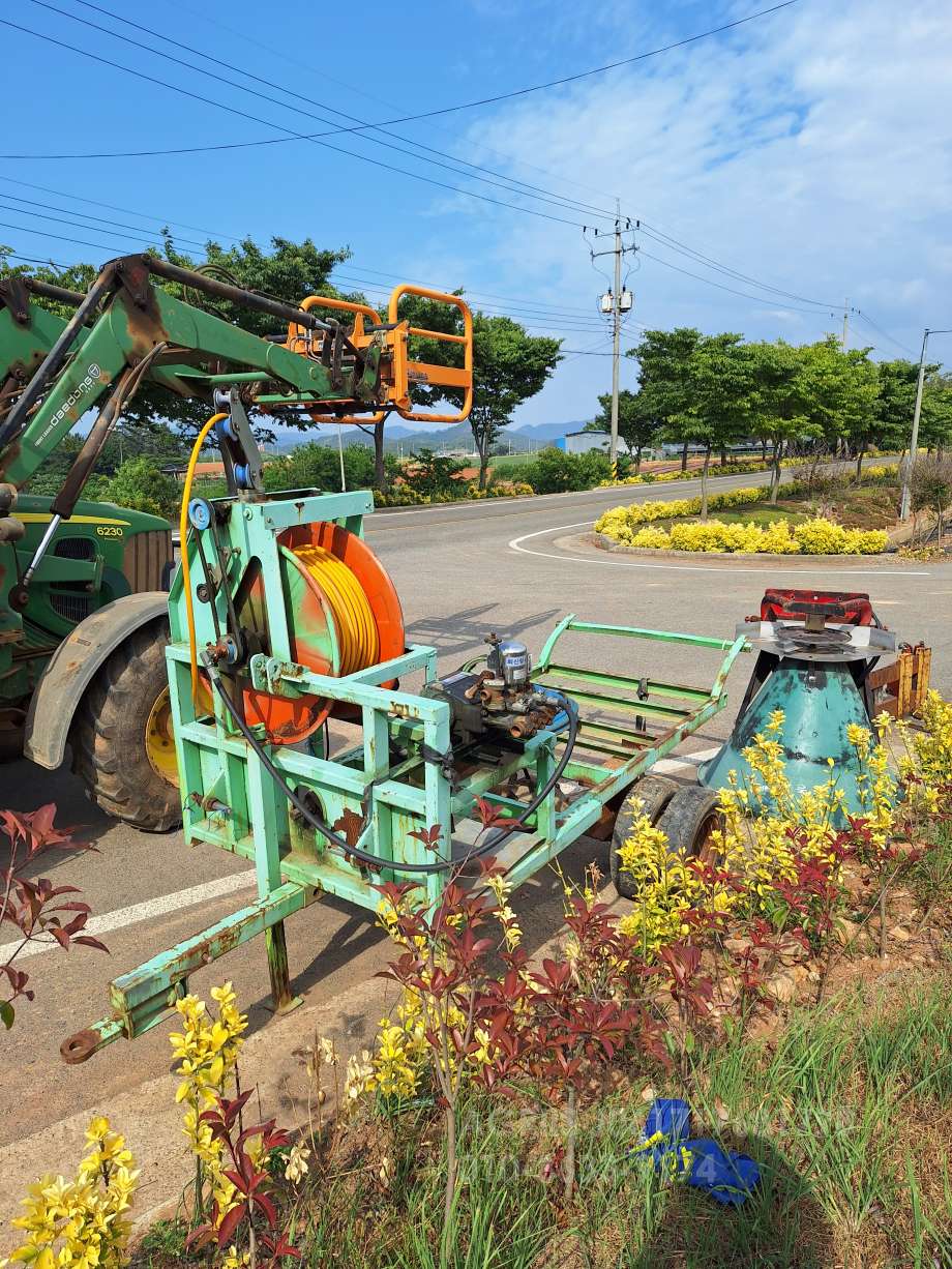  분무기 분무기 앞좌측면